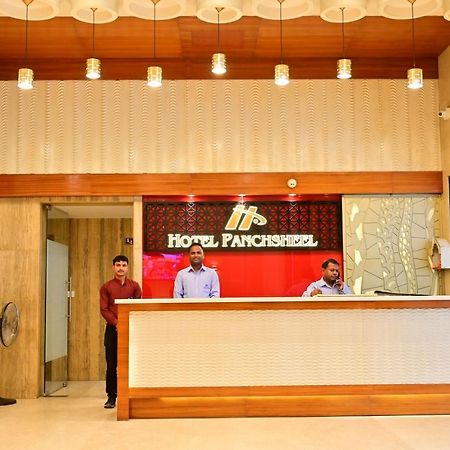 Hotel Panchsheel Ayodhya ภายนอก รูปภาพ